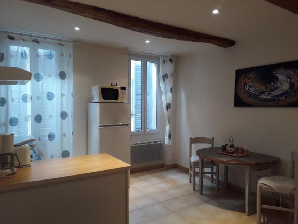 Apartmán Les Capena 2 Collobrières Exteriér fotografie